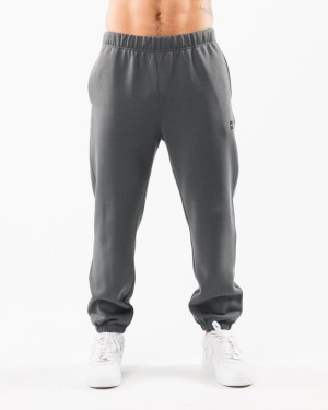 Men's Alphalete Academy Relaxed Jogger Jogger Smoke | 6795-GJHBP