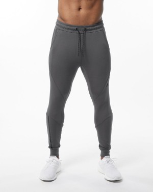 Men's Alphalete ELMTS Cuffed Jogger Jogger Charcoal | 8472-DIXCM