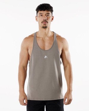 Men's Alphalete Emblem Stringer Stringers Cedar | 6821-FCOHB