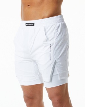 Men's Alphalete Infinity Speed Short 5.5" Shorts White | 8629-ZWUOD