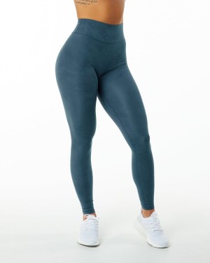 Women's Alphalete Alphalux Wonder Legging 30" Leggings Whale Blue | 9316-BNHLI