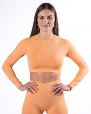 Women's Alphalete Amplify LS Crop Long Sleeve Cheeky Coral | 4532-UACSB