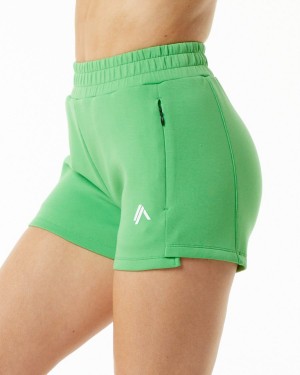 Women's Alphalete ELMTS Athletic Short 3.5" Shorts Irish Green | 0387-KVDPS