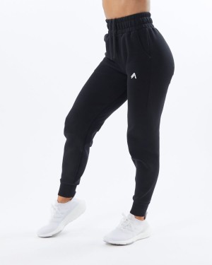 Women's Alphalete ELMTS Cuffed Jogger Jogger Black | 1593-ESNTZ