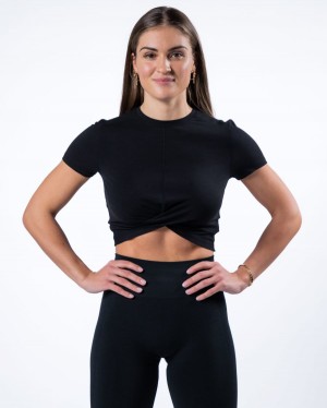 Women's Alphalete Evo Twist Crop Shirts Black | 2391-LNFPD