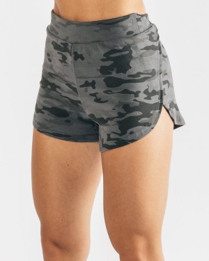 Women's Alphalete Identity Cozy Short Shorts Phantom Camo | 2975-LDXMH