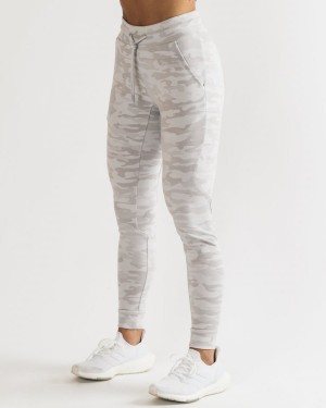 Women's Alphalete Identity Jogger Jogger Silver Camo | 6208-WSCNE