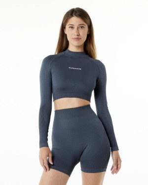 Women's Alphalete Ozone High Neck LS Crop Long Sleeve Carbon | 6739-TWHDA