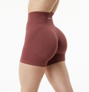 Women's Alphalete Ozone Short 5.5" Shorts Gingerbread | 8413-QOLDB