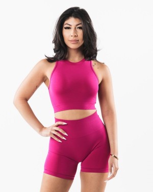 Women's Alphalete Stratus Crop Tank Tank Top Magenta | 7560-MFAUI