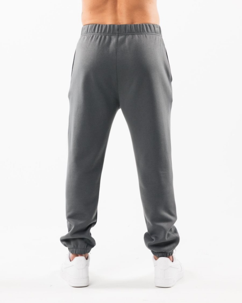 Men's Alphalete Academy Relaxed Jogger Jogger Smoke | 6795-GJHBP