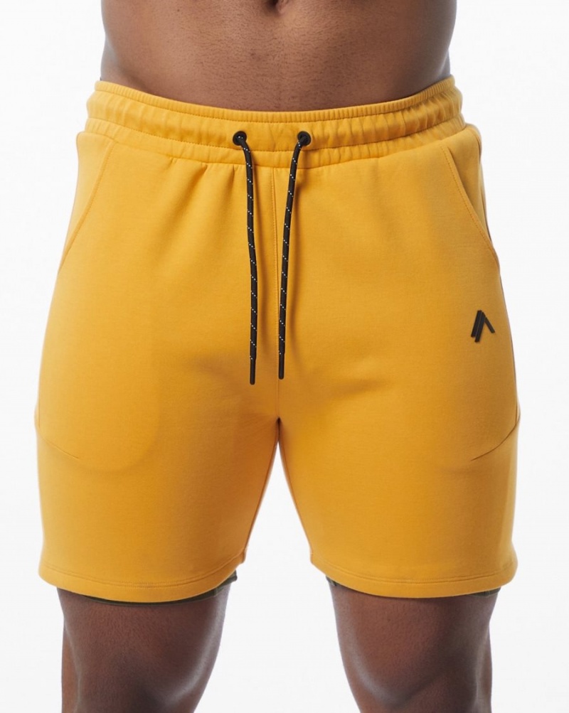 Men\'s Alphalete ELMTS Athletic Short 6" Shorts Yellow | 9013-DLQXO