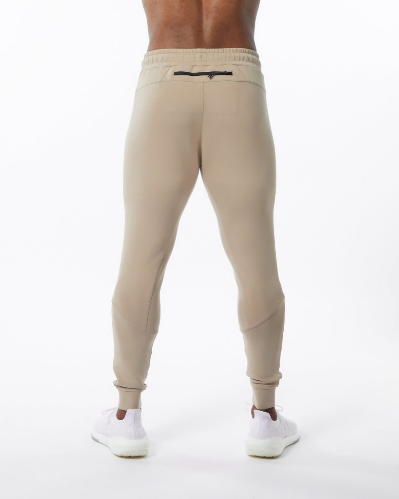 Men's Alphalete ELMTS Cuffed Jogger Jogger Tan | 1394-AHCOV