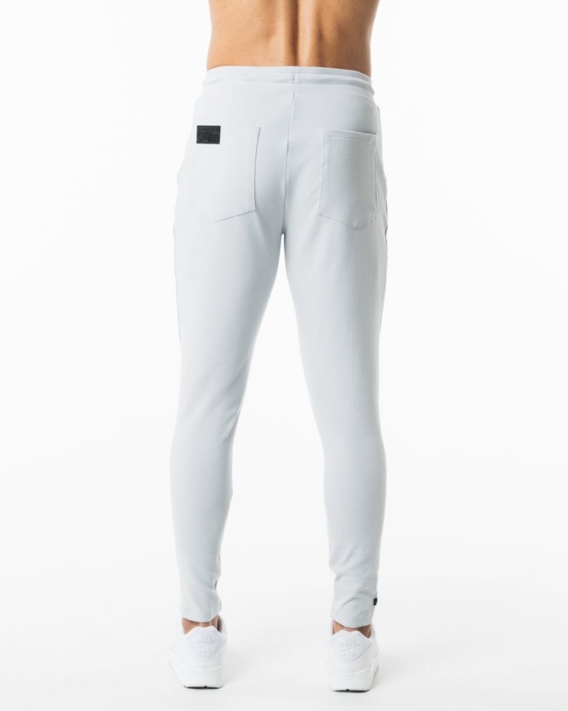 Men's Alphalete Identity Jogger Jogger Cloud Grey | 2563-LRGMN