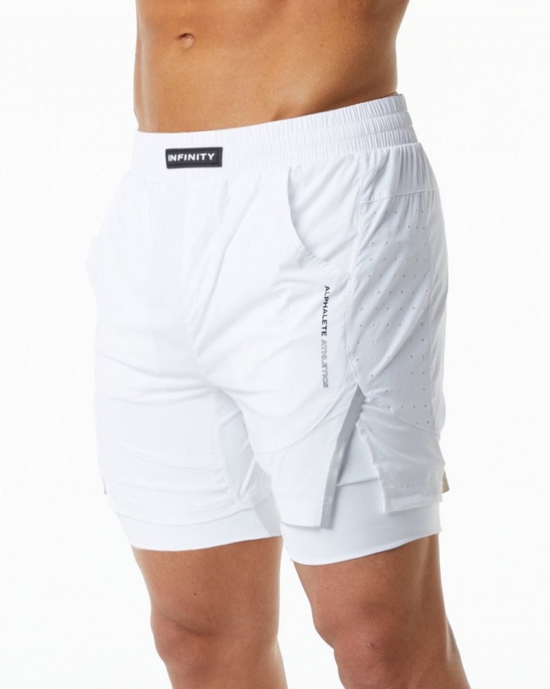 Men\'s Alphalete Infinity Speed Short 5.5" Shorts White | 8629-ZWUOD