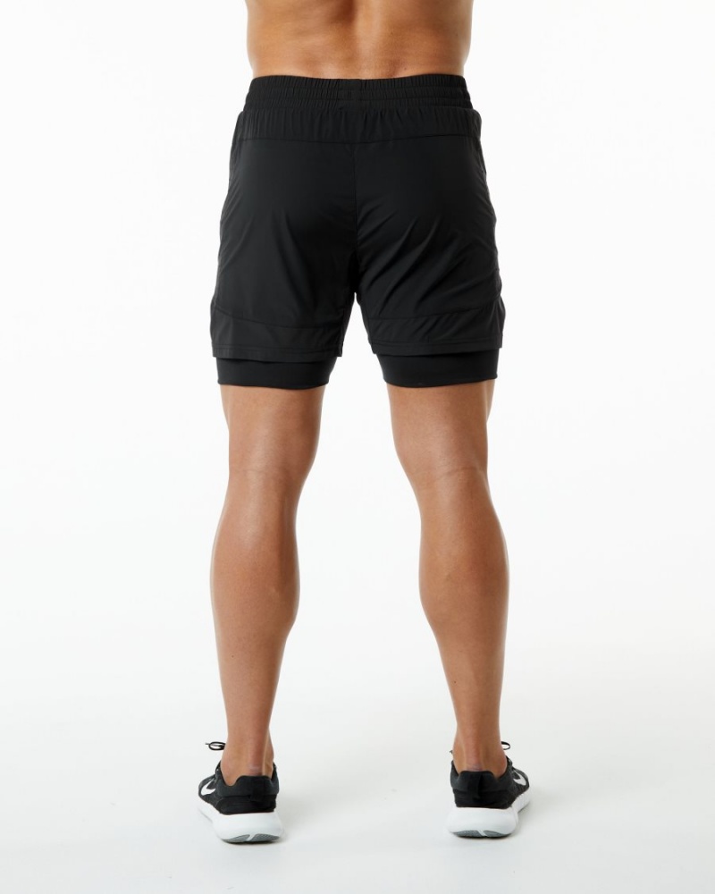 Men's Alphalete Infinity Speed Short 5.5" Shorts Black | 2513-NJSFW