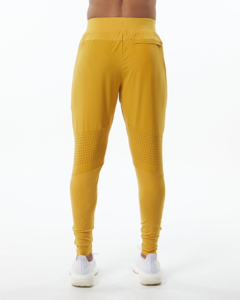 Men's Alphalete Infinity Tech Pant Jogger Exotic Yellow | 6530-FMNBU