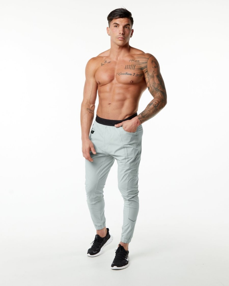 Men's Alphalete Studio Pant Jogger Oyster Grey | 6078-JTVDW