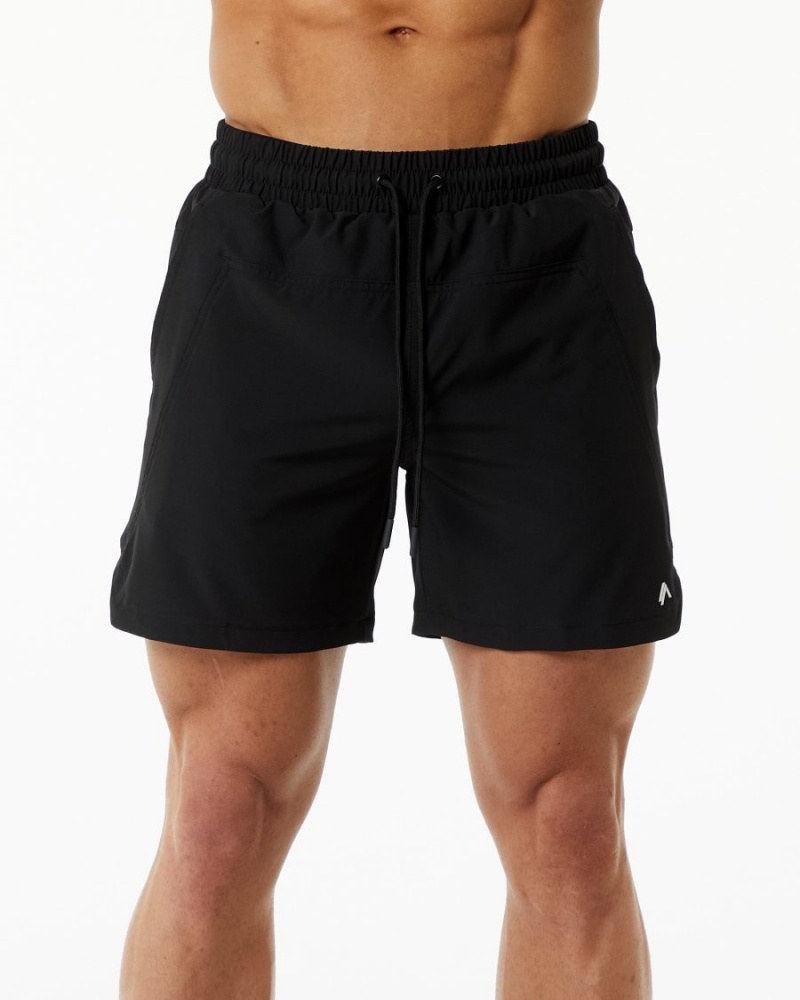 Men\'s Alphalete Swim Trunk 5.5" Boardshorts Black | 0518-KFVUZ