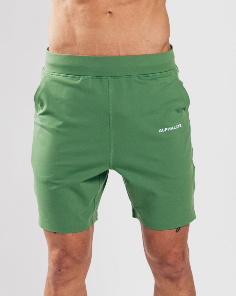 Men\'s Alphalete Trace Short 8" Shorts Tropical Green | 8264-EUQKB