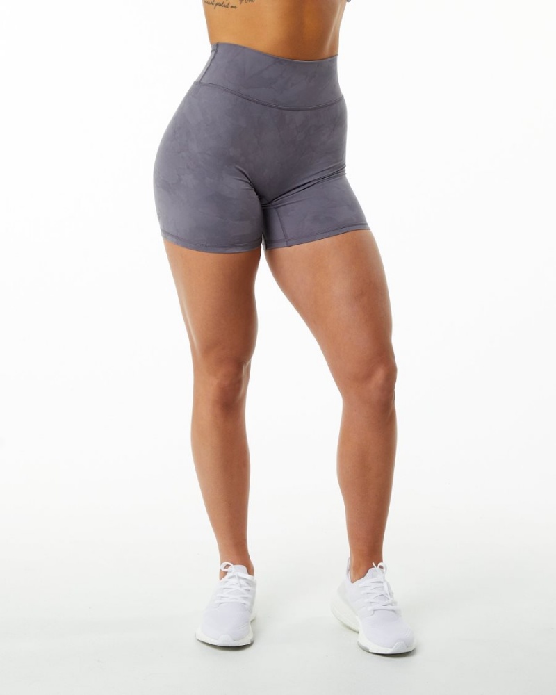 Women's Alphalete Alphalux Wonder Short 6" Shorts Misty Lilac | 4713-SDGBQ