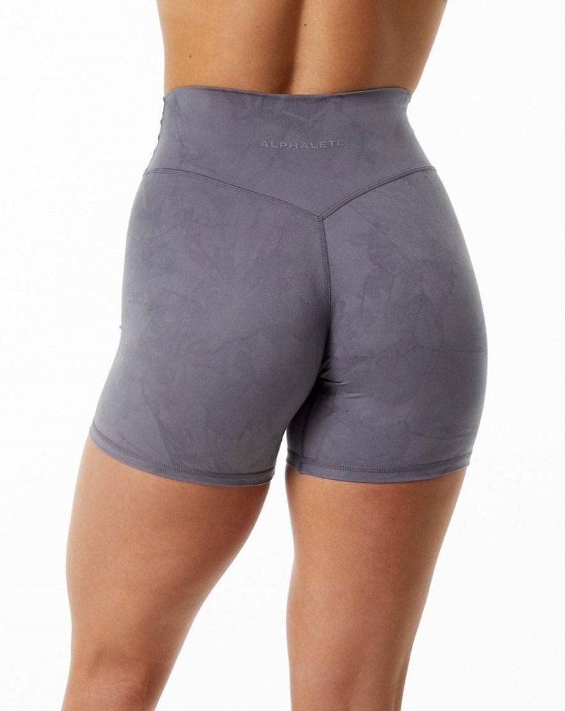 Women\'s Alphalete Alphalux Wonder Short 6" Shorts Misty Lilac | 4713-SDGBQ