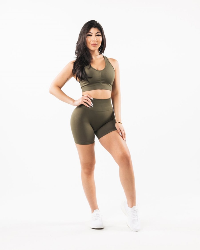 Women's Alphalete Amplify Short 4.5" Shorts Oak | 0638-IDFKQ