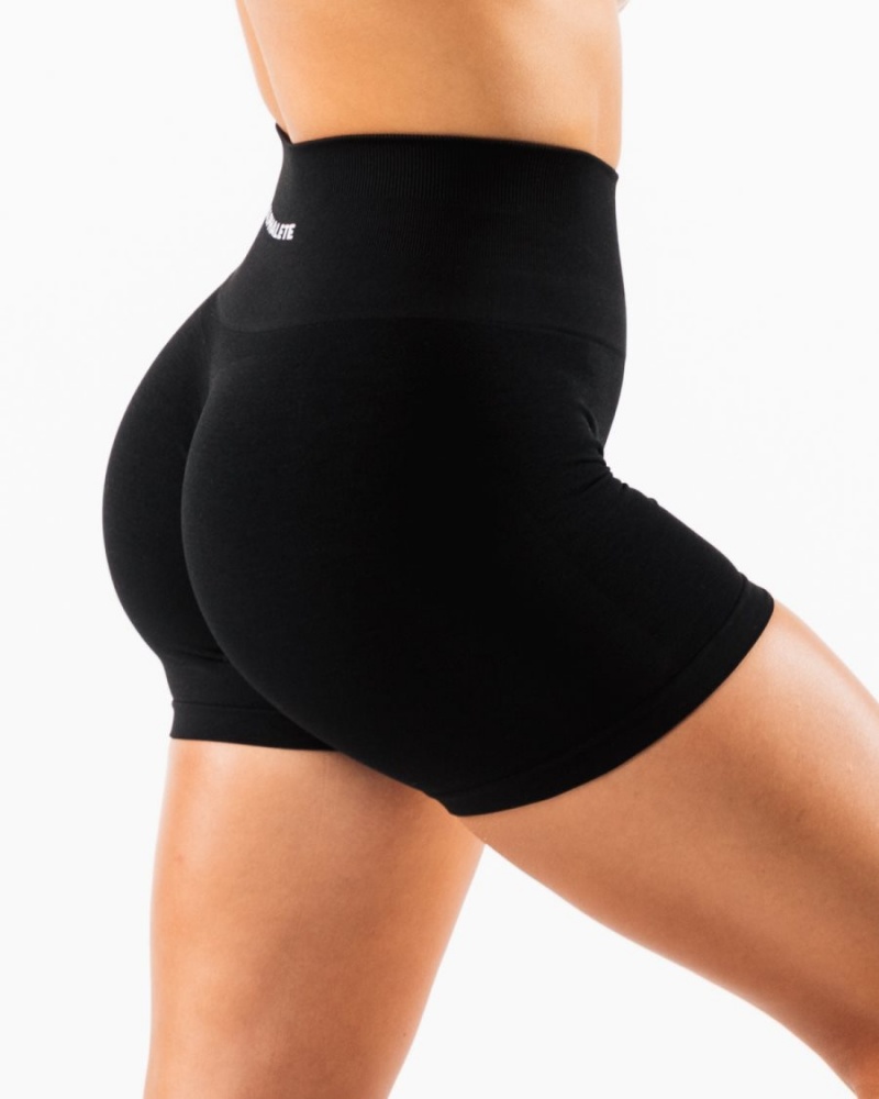 Women's Alphalete Amplify Short 4.5" Shorts Black | 4239-EGLQU