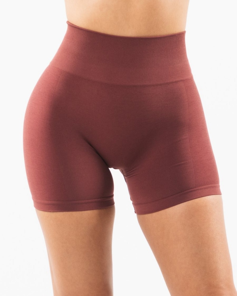 Women's Alphalete Amplify Short 4.5" Shorts Autumn | 3804-VFNIH