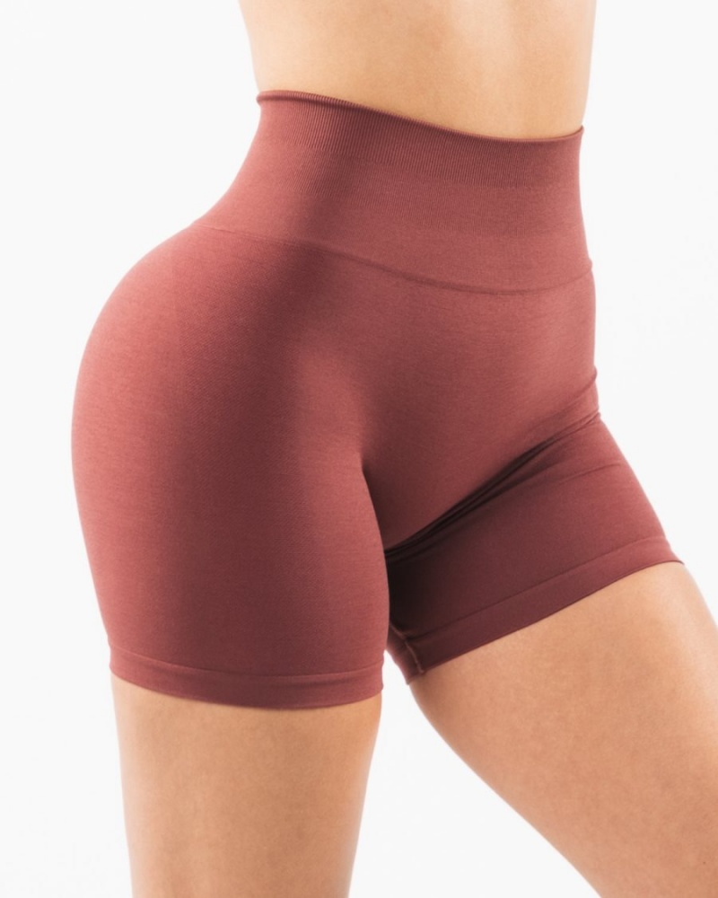 Women's Alphalete Amplify Short 4.5" Shorts Autumn | 3804-VFNIH