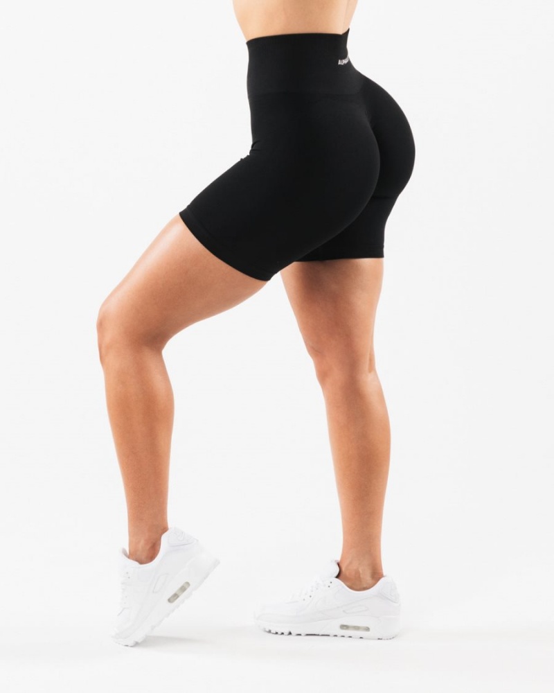 Women's Alphalete Amplify Short 6.5” Shorts Black | 7302-ARQDZ