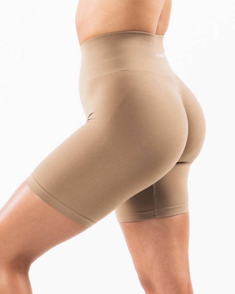 Women's Alphalete Amplify Short 6.5” Shorts Chai | 8426-KUZVC