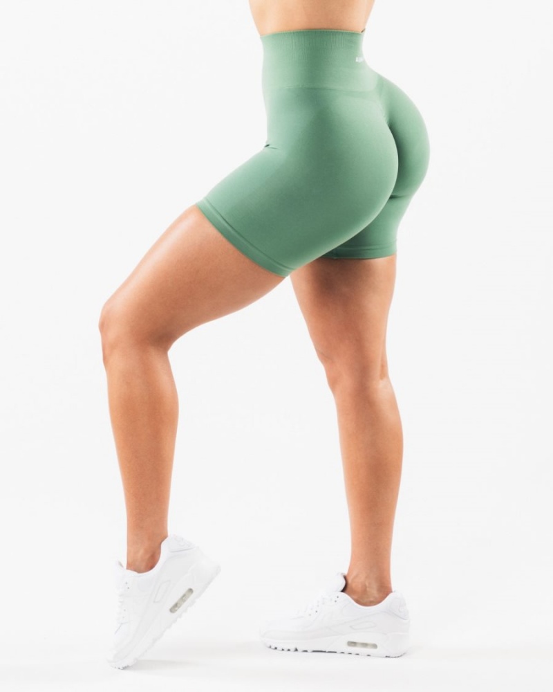 Women's Alphalete Amplify Short 6.5” Shorts Jade | 0714-UEDNZ