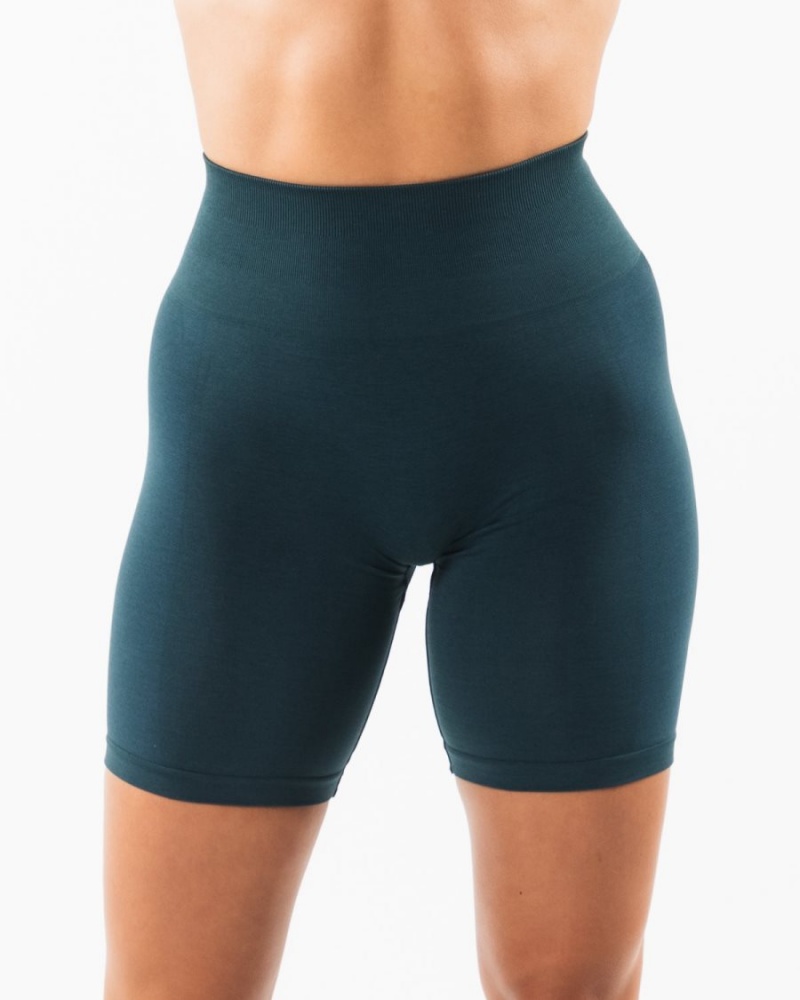 Women's Alphalete Amplify Short 6.5” Shorts Midnight | 6938-GCQBV