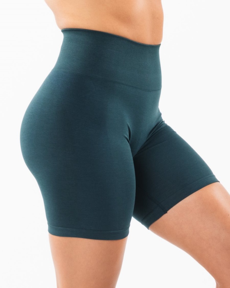 Women's Alphalete Amplify Short 6.5” Shorts Midnight | 6938-GCQBV