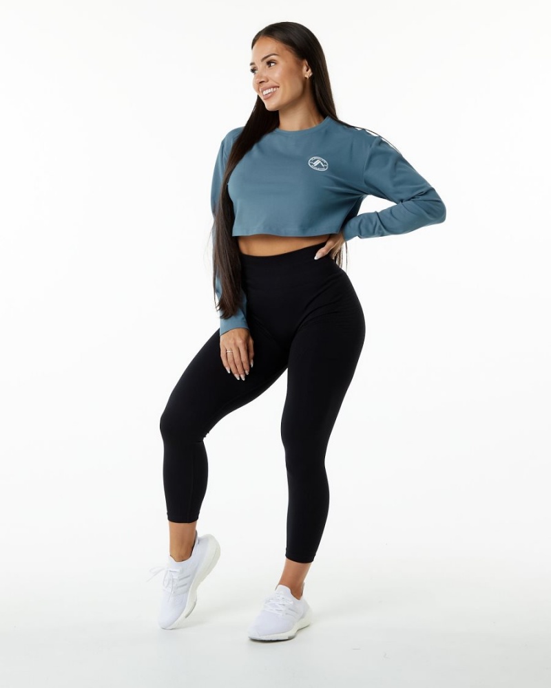 Women's Alphalete Dynasty LS Crop Long Sleeve Atlantic Blue | 0231-WORQZ