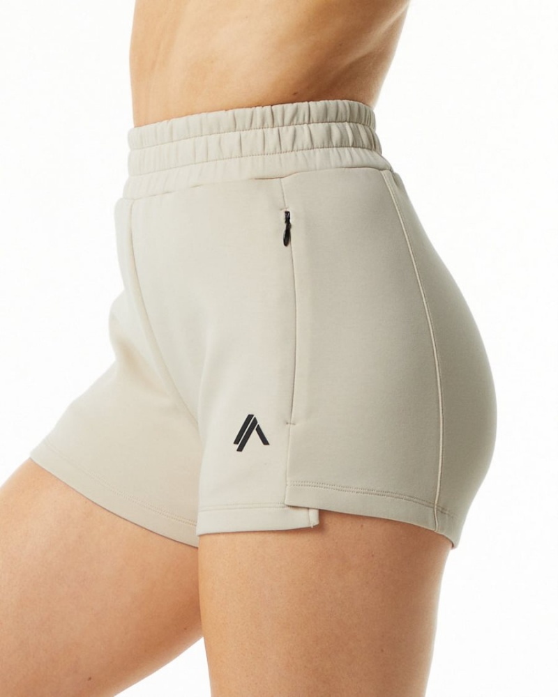 Women\'s Alphalete ELMTS Athletic Short 3.5" Shorts Vanilla | 9356-ABSMZ