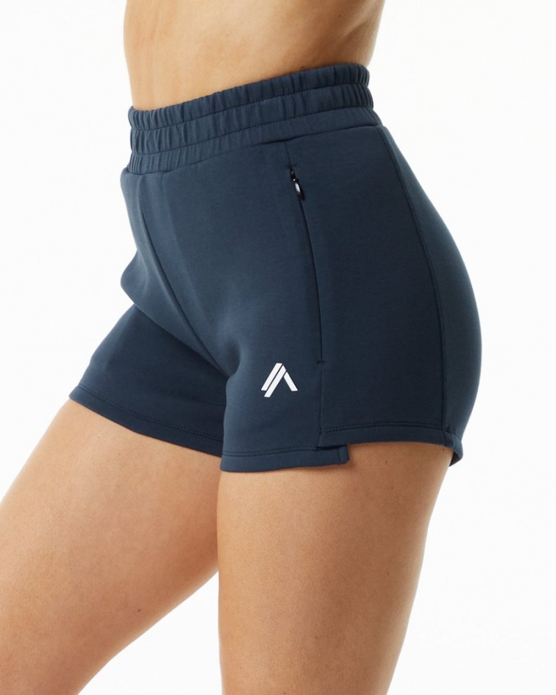 Women\'s Alphalete ELMTS Athletic Short 3.5" Shorts Harbor Navy | 5174-JFPUT