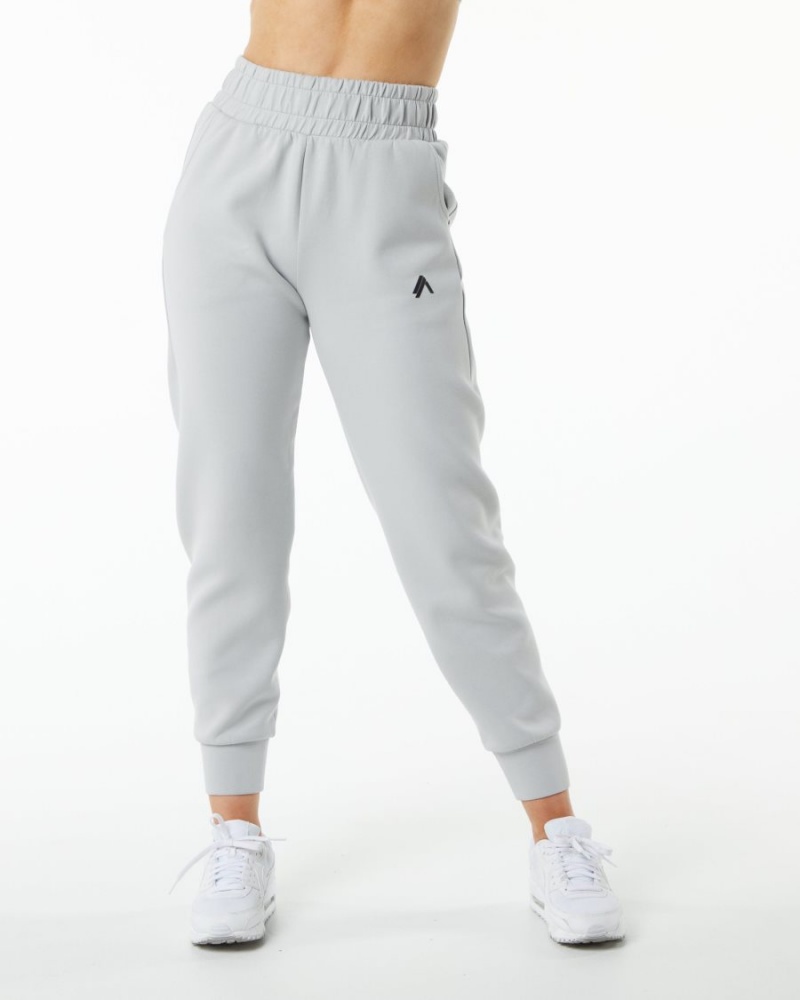 Women's Alphalete ELMTS Cuffed Jogger Jogger Oyster Grey | 1932-KHAWF