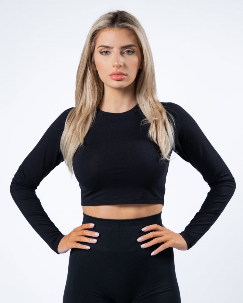 Women\'s Alphalete Evo Long Sleeve Crop Long Sleeve Black | 4965-ACEVT