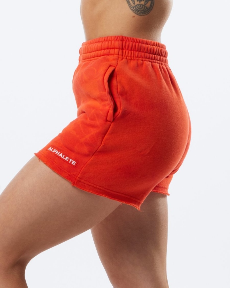 Women's Alphalete HCTS Short 3.5" Shorts Strawberry | 8970-VZXLJ