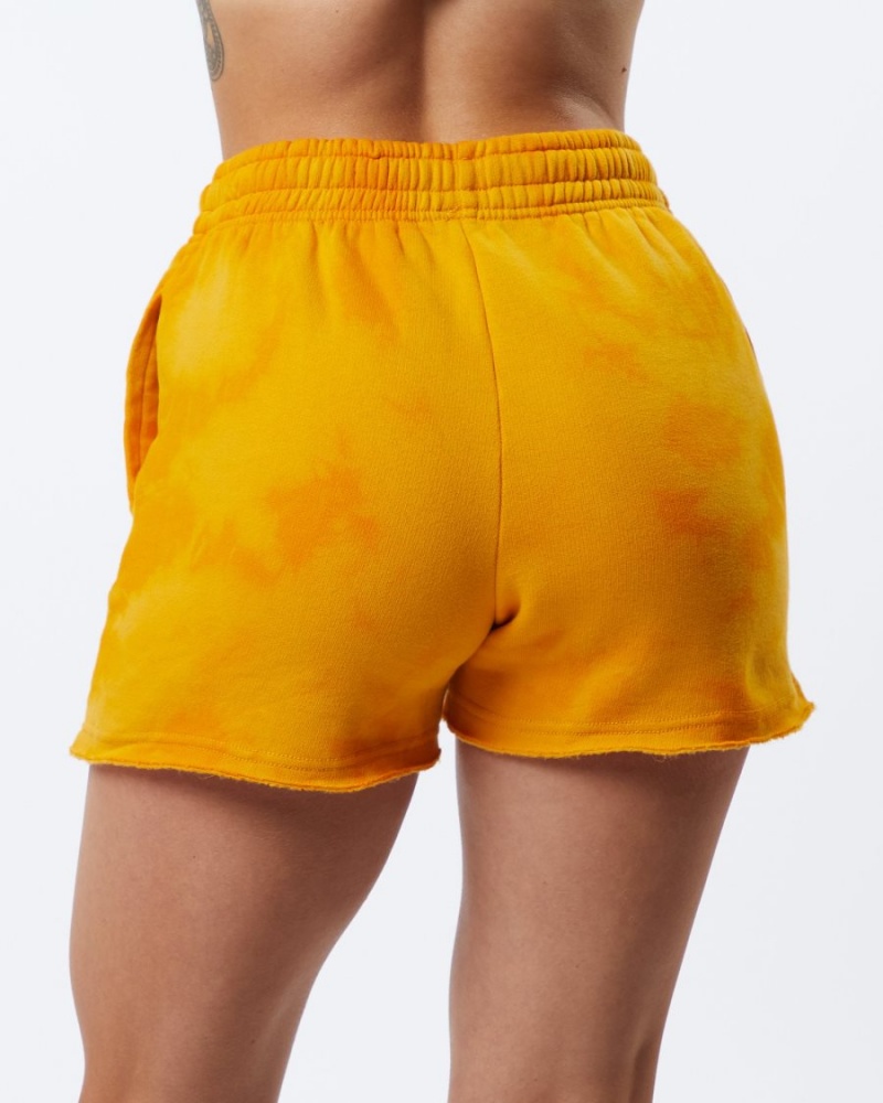 Women's Alphalete HCTS Short 3.5" Shorts Golden Sun | 2185-VUGRK