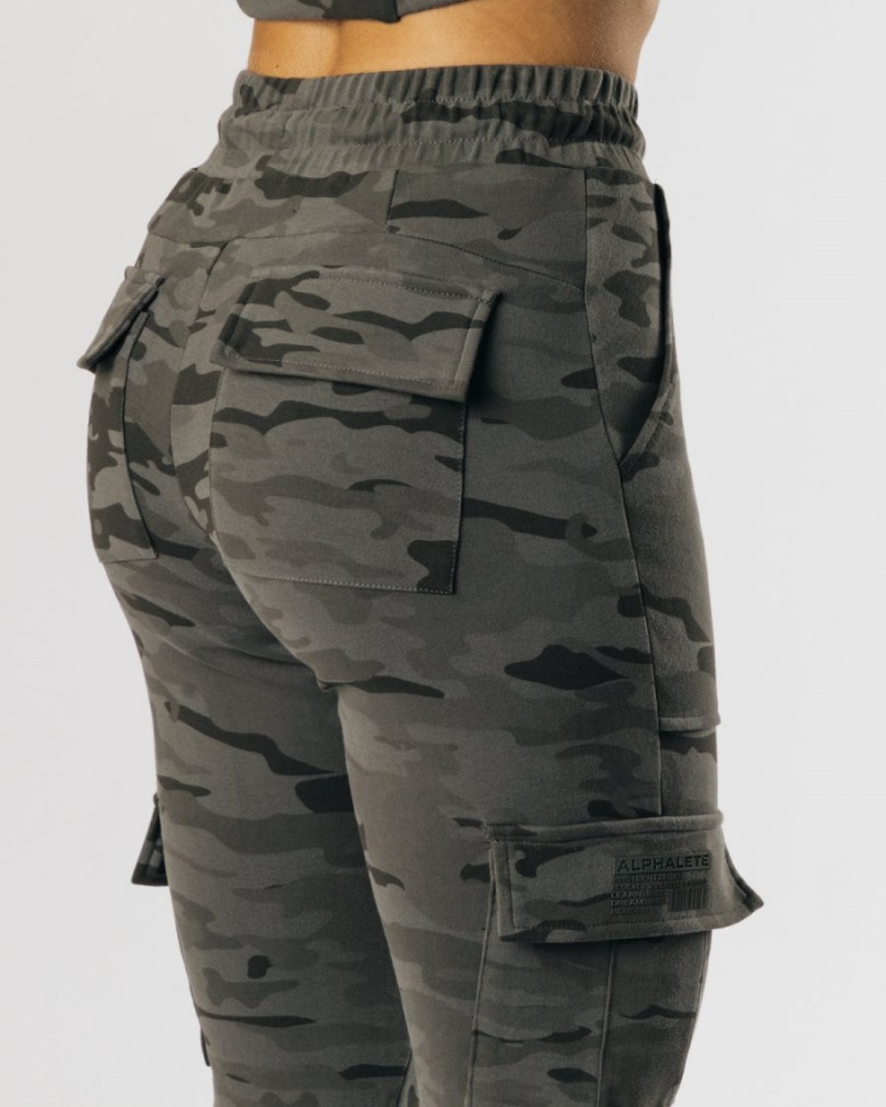 Women's Alphalete Identity Cargo Jogger Terrain Camo | 5801-FKWTV