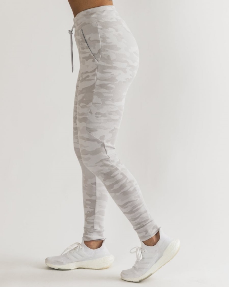 Women's Alphalete Identity Jogger Jogger Silver Camo | 6208-WSCNE