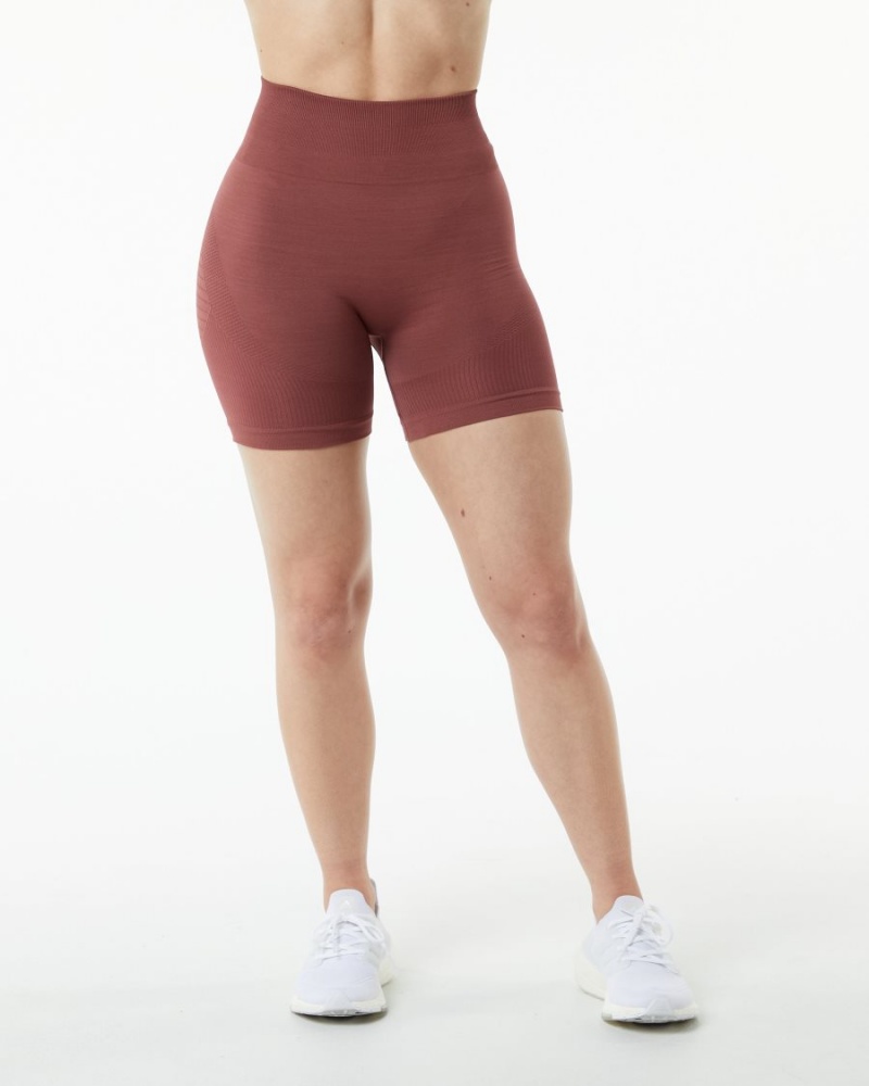 Women's Alphalete Ozone Short 5.5" Shorts Gingerbread | 8413-QOLDB