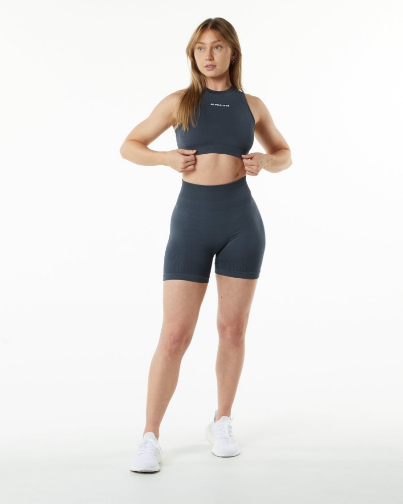 Women's Alphalete Ozone Short 5.5" Shorts Carbon | 2073-FSNYM