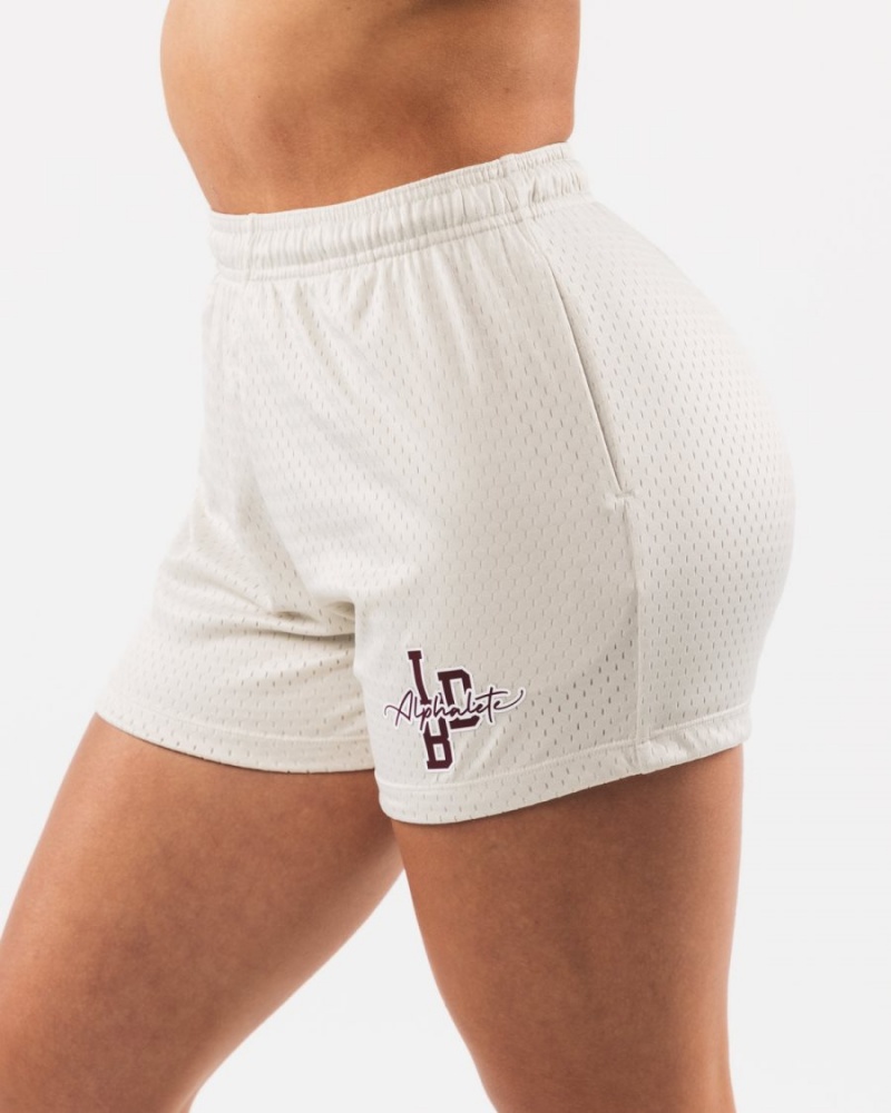 Women's Alphalete Signature Mesh Short 4" Shorts Sea Shell | 1490-EYHQZ