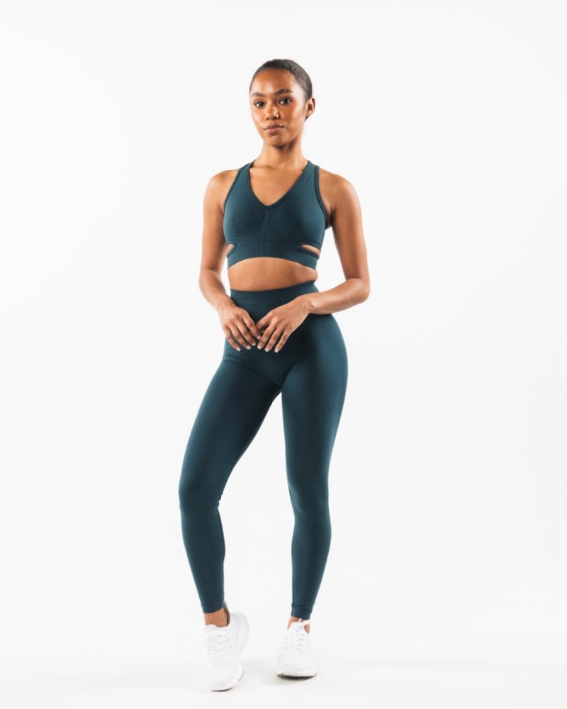 Women's Alphalete Stratus Bra Sports Bra Midnight | 5261-OPQFZ