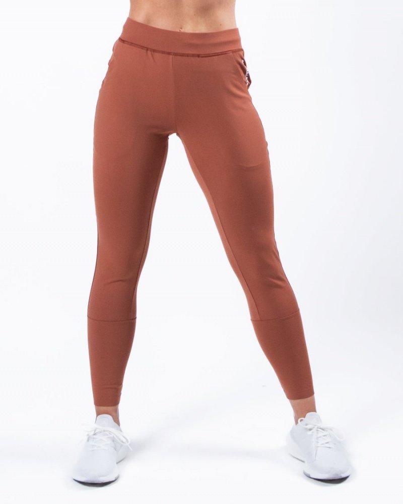 Women's Alphalete Trace Jogger Jogger Bronze | 8136-PYASB