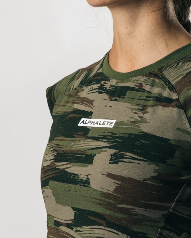 Women's Alphalete Velocity Crop Tee Shirts Olive Canvas Camo | 2845-LUWHG